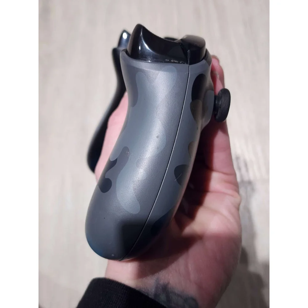 Xbox One Wireless Controller Camo Grey Special Edition D-Pad Bluetooth Used